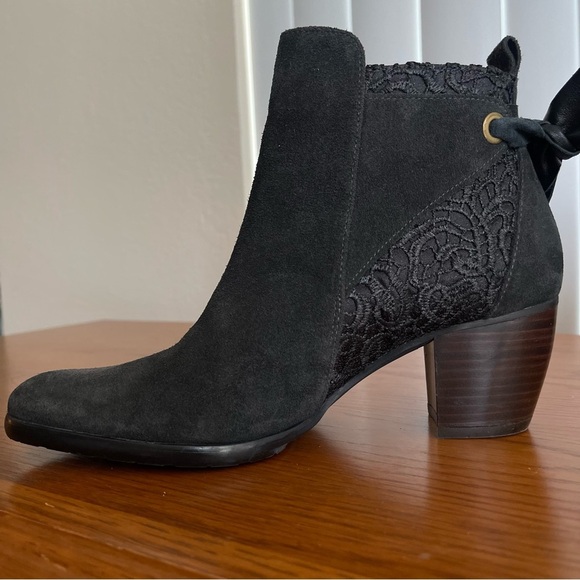 Sundance Leather and Lace Boots Size 36/6 - Picture 4 of 16